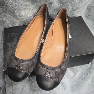 Coach Women's Black and Brown Flats